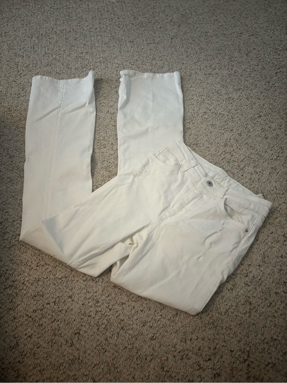 Zara Women's White Straight-Leg Jeans